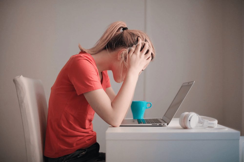 Employee Burnout: Signs Your Employees Are Stressed, Plus 5 Tips