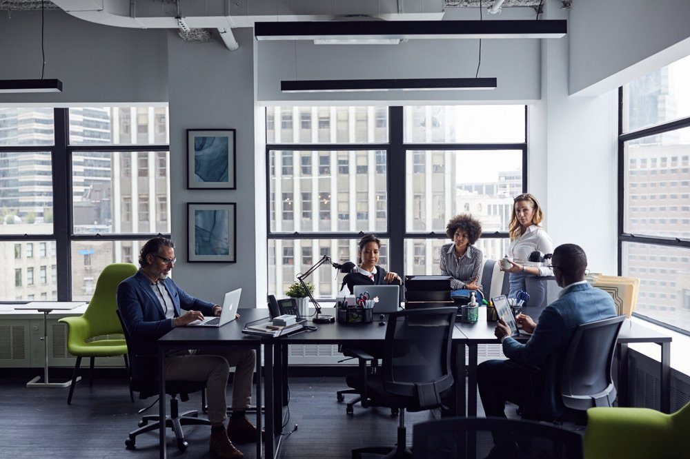 Office Etiquette: The Dos And Don’ts Of Workplace Interactions