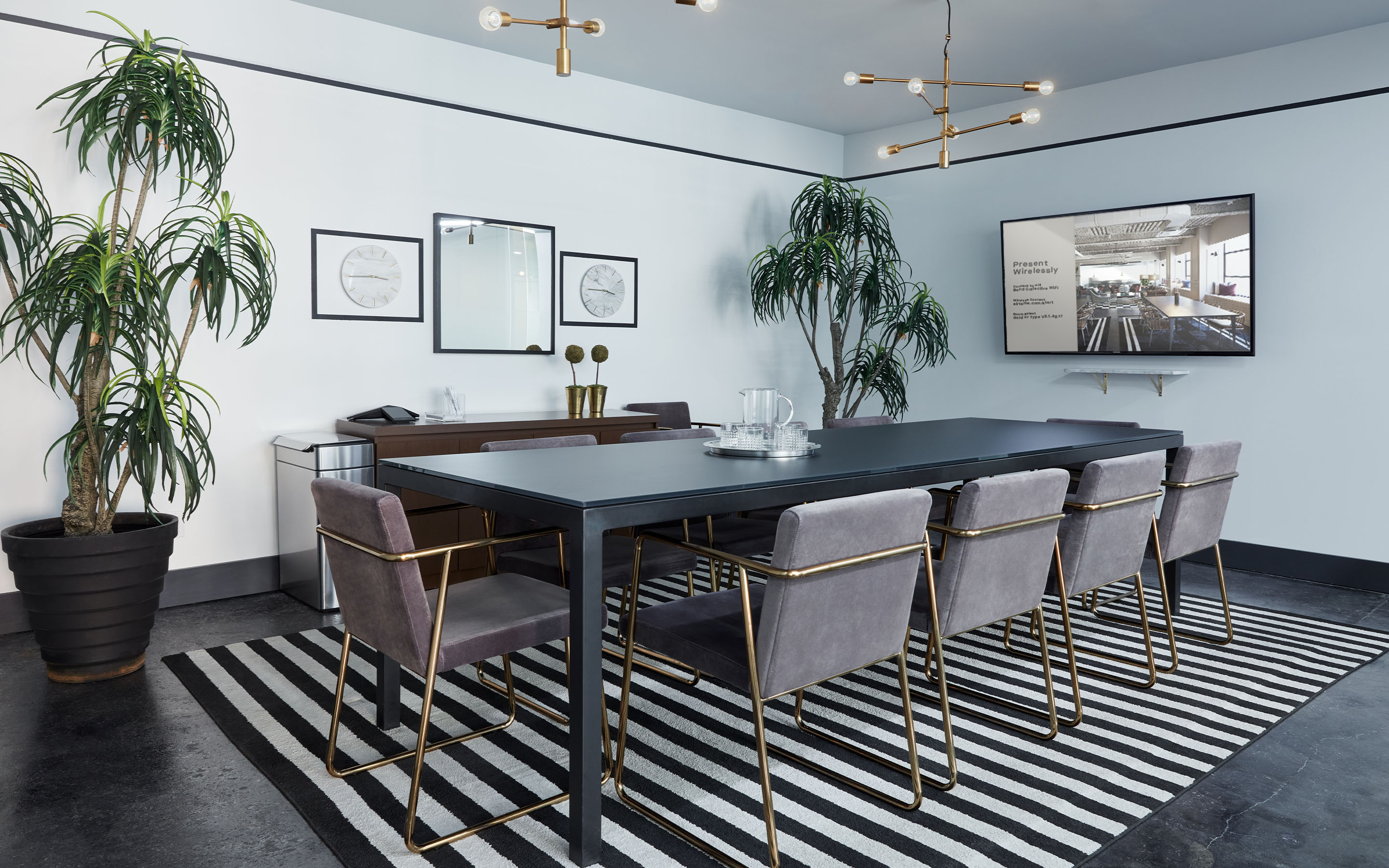 Freedom meeting room
